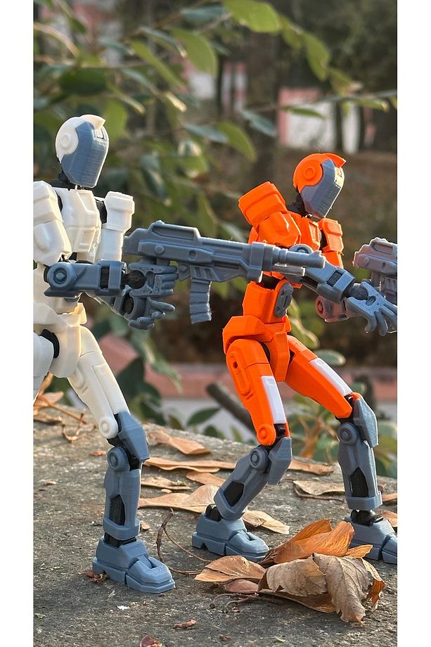 Titan Koleksiyonu Mark 13 Oynar Eklemli Robot Figür Oyuncak 18 cm Turuncu - 5