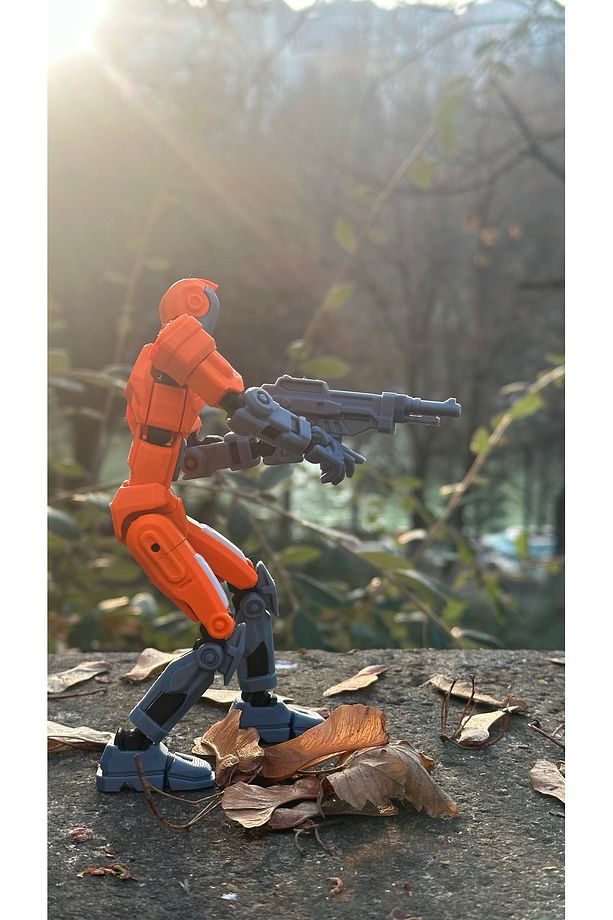 Titan Koleksiyonu Mark 13 Oynar Eklemli Robot Figür Oyuncak 18 cm Turuncu - 2