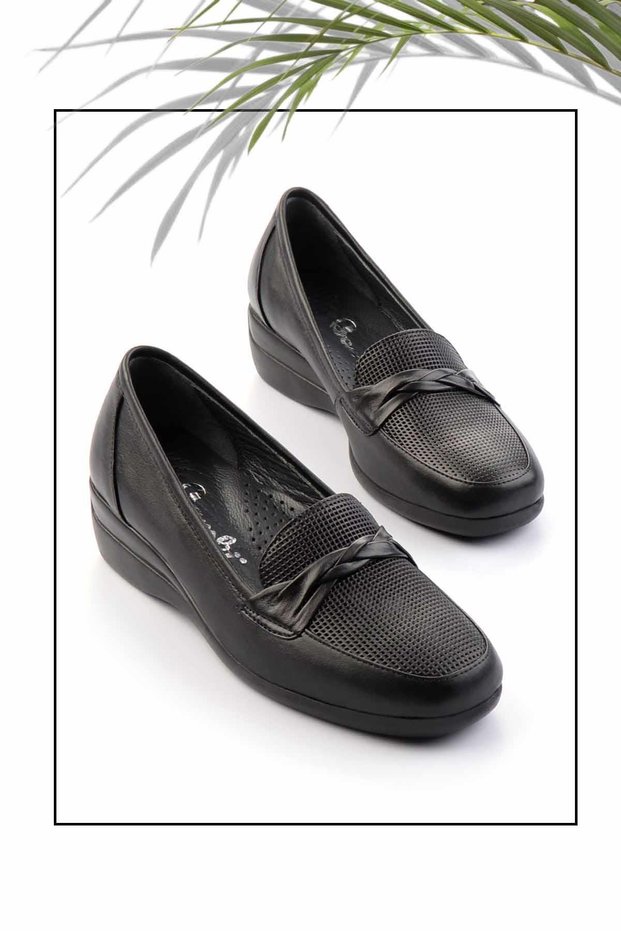Black Genuine Leather Women's Wedge Heeled Shoes K01531123603