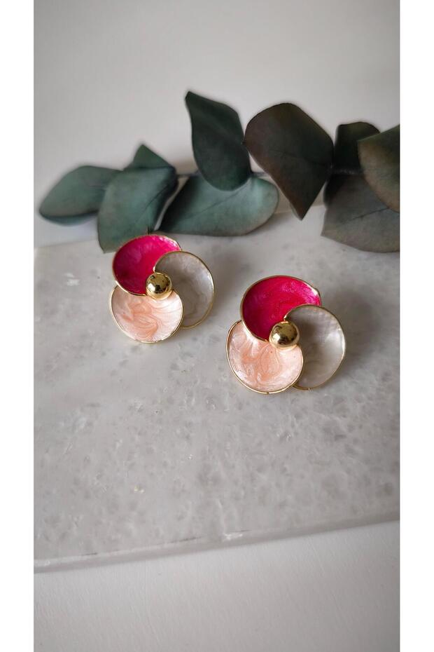 Gold Detailed Flower Earrings