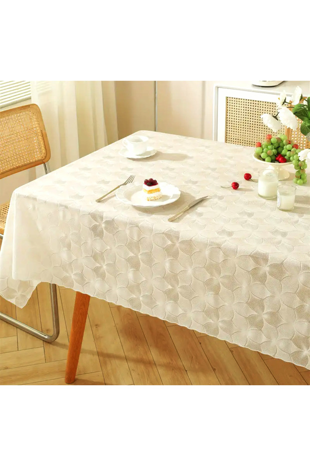 New Lux Lace Look Wipeable Non-Slip Liquid Proof Non-Hole Pvc Table Cloth