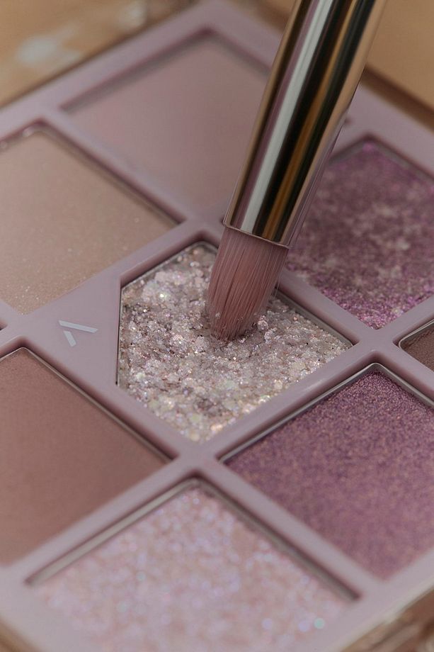 Glitterpedia Eye Palette No:4 | All Of Lavender Fog Işıltılı Far Paleti - 6