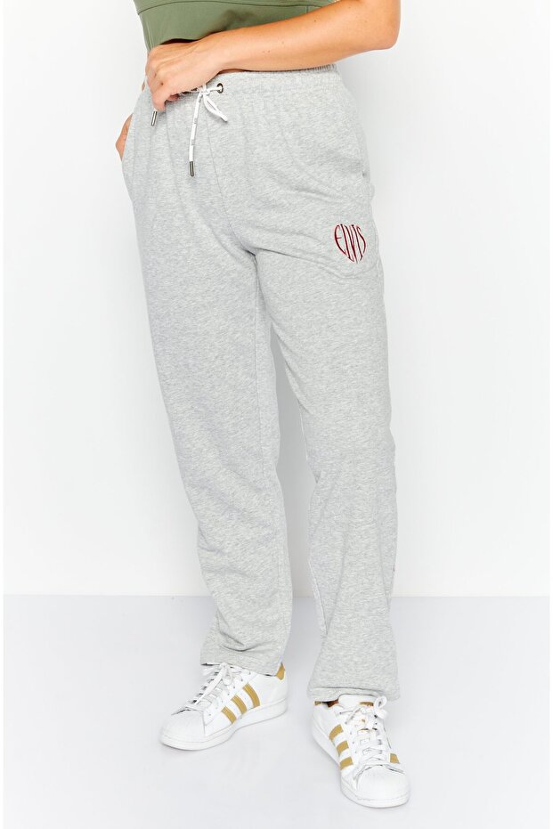 Women Regular Fit Embroidered Logo Jogger Pants, Grey