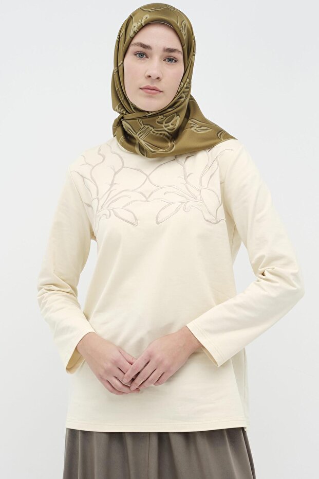 Çiçek Nakışlı Örme Bluz - Krem - 2