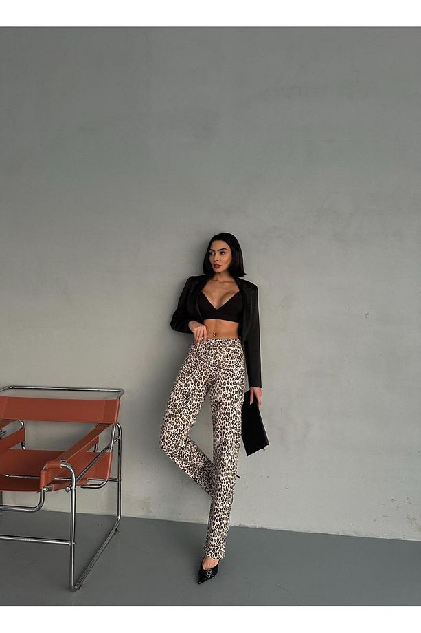 LEOPAR DESENLİ STRAIGHT BORU PAÇA LİKRALI PANTOLON - 5