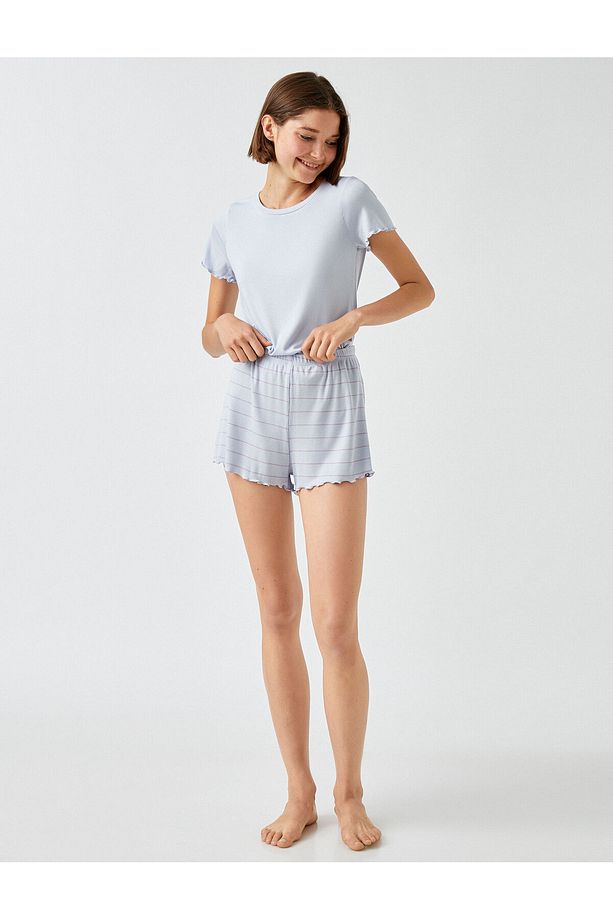 Desenli Örme Pijama Takımı - 3