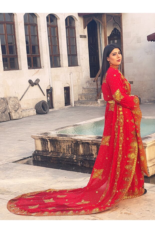 Kırmızı kaftan - 2