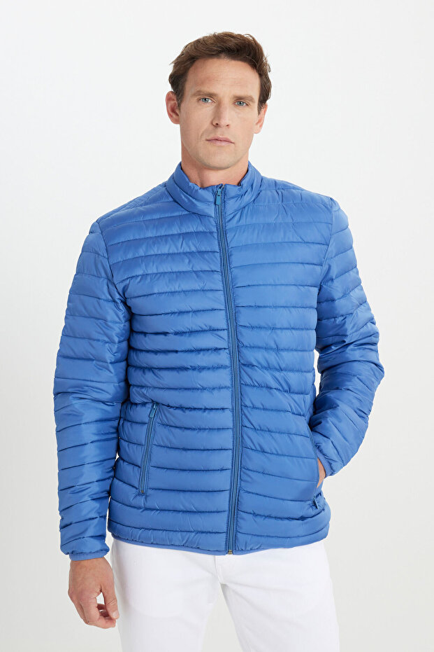 Erkek Mavi Sıcak Tutan Standart Fit Normal Kesim Dik Yaka Yan Cepli Mont - 3