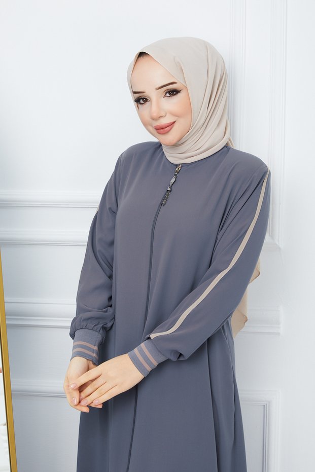 Tesettür Gi̇yi̇m Medi̇ne İpeği̇ Ferace Cream Color Striped Sleeves with Ribbon Gray