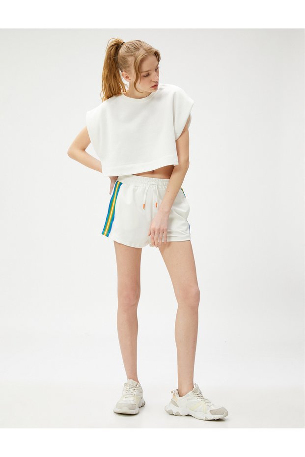 Crop Sports T-Shirt Low Sleeve