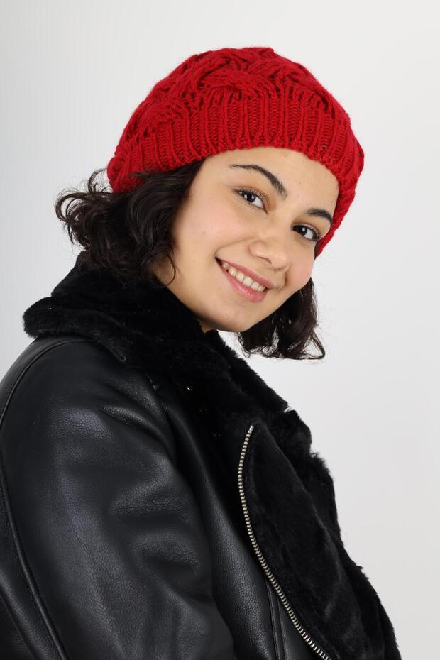 Kadın Kışlık Çift Kat Örme Kırmızı Bere - 1