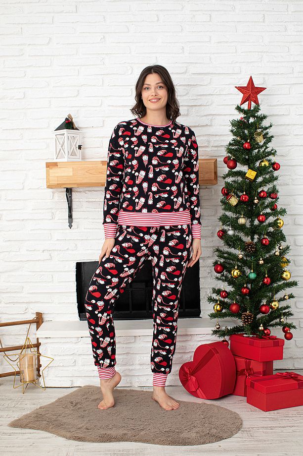 Yılbaşı Temalı Noel Baba Desenli Pijama Takımı - 2