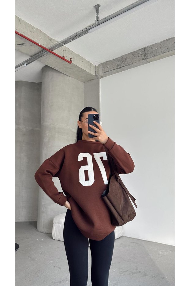 Seventy Six Print Sweat Brown