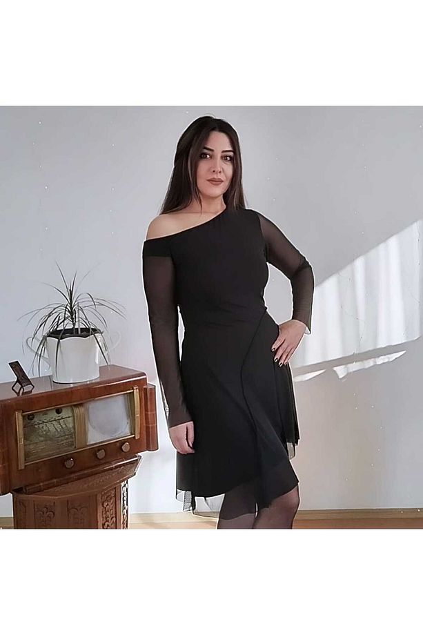 SİYAH ESNEK TEK OMUZ ELBİSE - 1