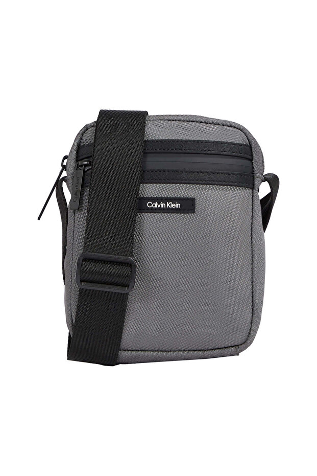 CK ESSENTIAL REPORTER XS - 1