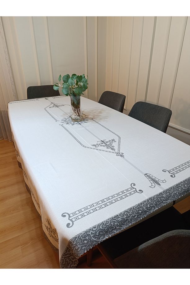 Nakış Işleme Desenli Masa Örtüsü | Dertsiz Kumaş Masa Örtüsü | Leke Tutmaz Kumaş | 160x220 Cm - 1