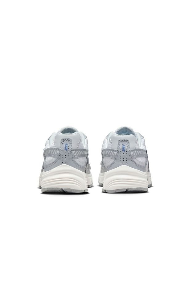 WMNS NIKE INITIATOR TRK3 - 5