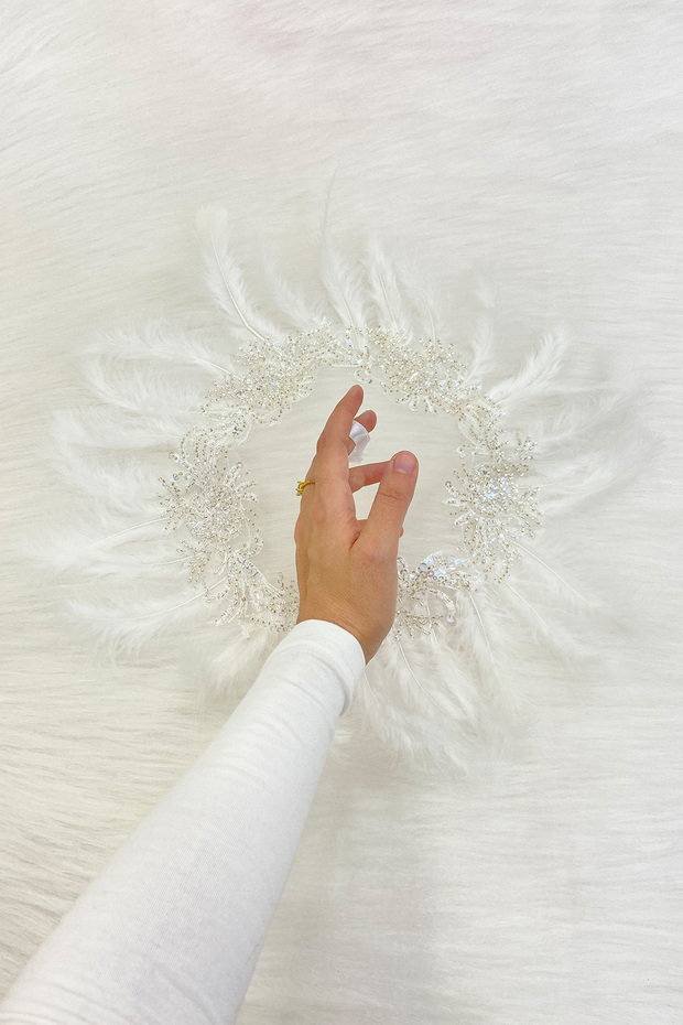 White Vip Bridal Handkerchief, Beaded Pearl Sequins Feather Detailed Luxury Appliqued Groom Wedding Henna Circumcision Engagement