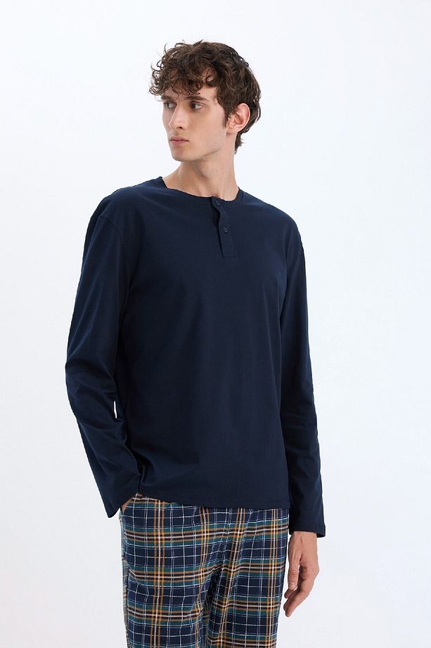 Regular Fit Uzun Kollu Bisiklet Yaka Pijama Üstü Kareli Esnek Belli Uzun Pijama Altı Takımı D8229AX2 - 4