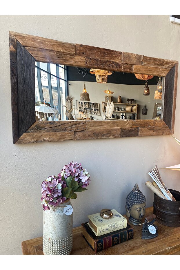 Ahşap çerçeveli ayna - 1