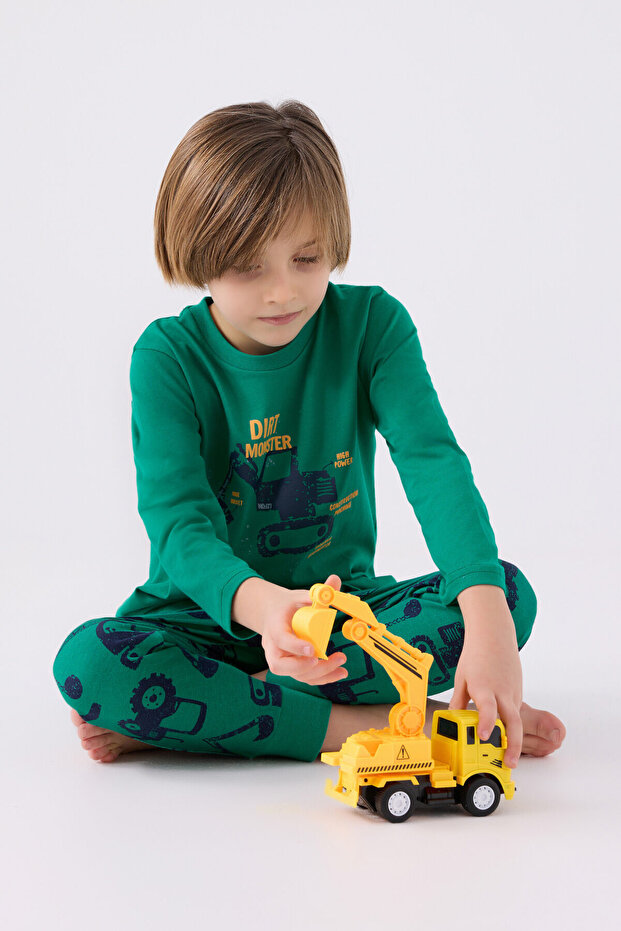 طقم بيجامة للأولاد باللون الأخضر - 3