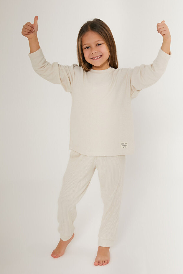 Devojčički krem pidžama set - 2
