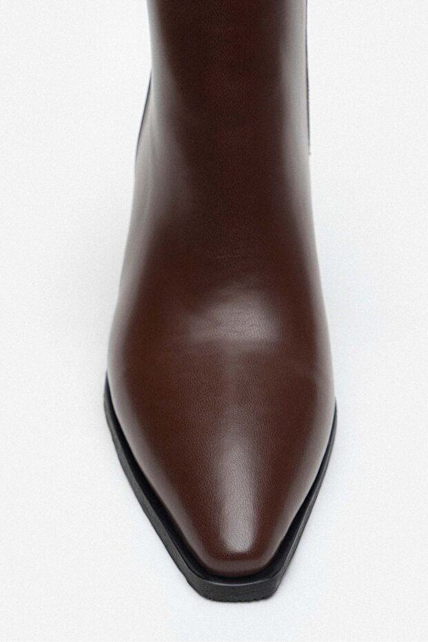 Juanita barna matt cipzáras részletes női sarkú csizma - 7