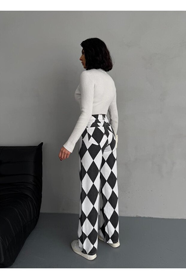 بنطلون بالازو منقوش - 4