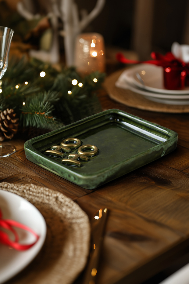 Gleam Green Ceramic Handmade Dessert Plate Set of 2 Gold Plated Ho-Ho Embossed 2151