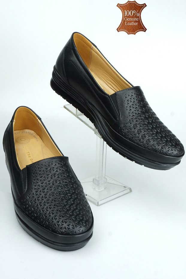 Women's Black Genuine Leather Interior Leather Comfort Fully Orthopedic Mother's Shoes