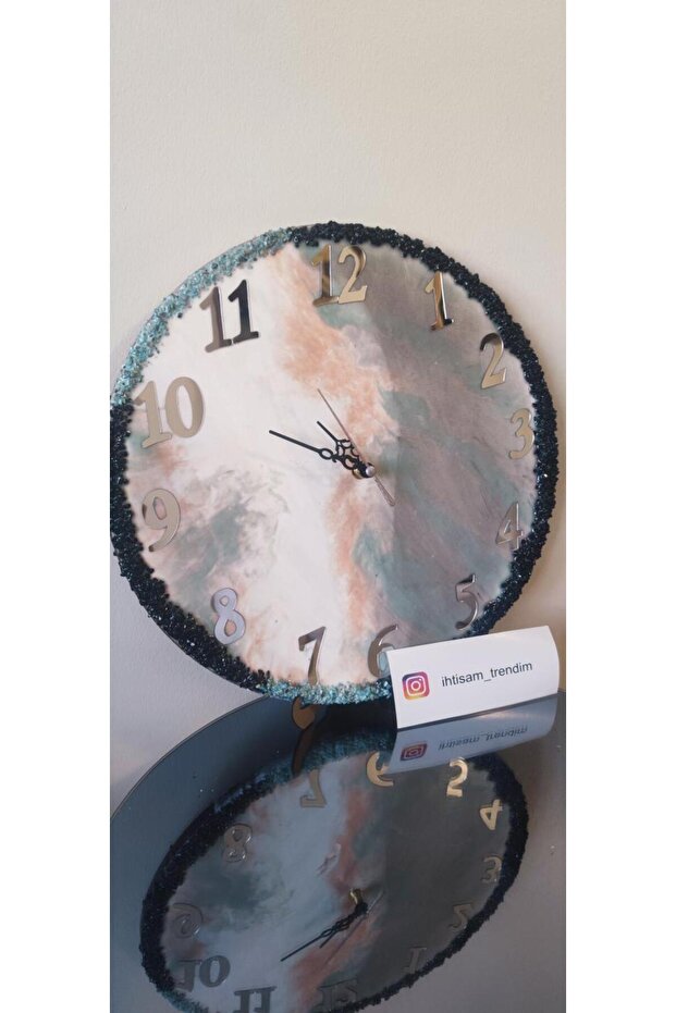 ساعة الايبوكسي - 1