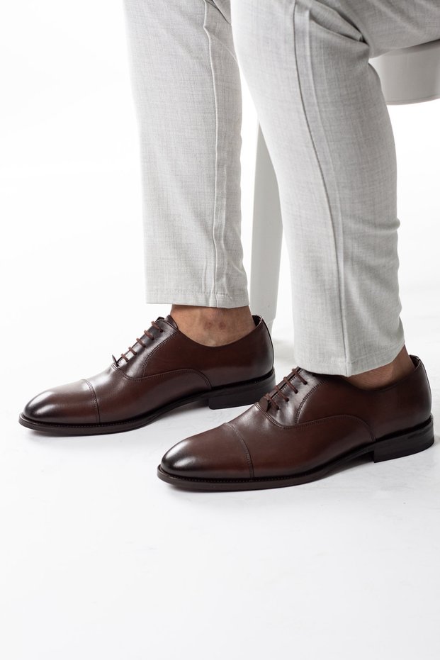 Ndm1001-1 100% Genuine Calf Leather Men's Classic Shoes Lace-Up Stylish Office Business Shoes Brown