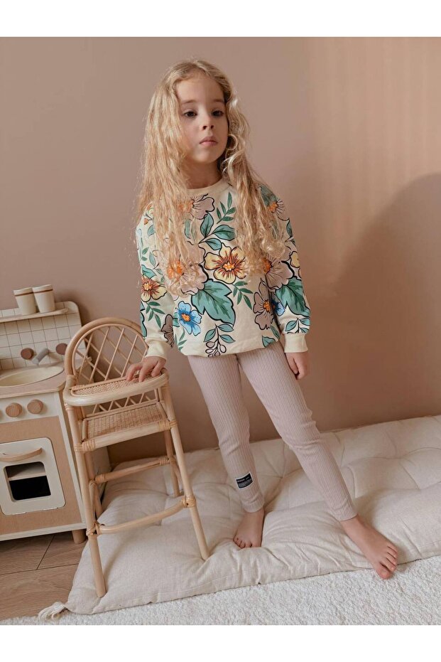 Girl's Suit with Floral Printed Tights
