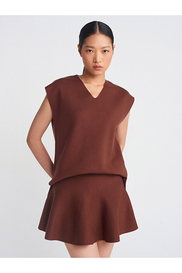 10694 V-Neck Soft Textured Knitwear Sweater-Brown