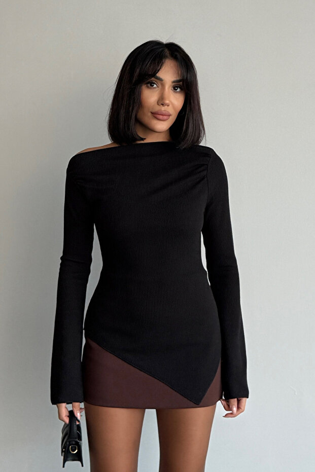 Women's Black Draped Boat Neck Asymmetrical Lycra Knitted Blouse