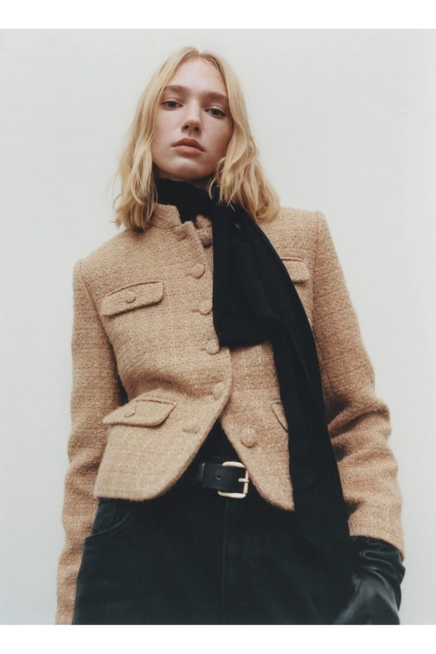 Striped Collar Tweed Jacket - 7