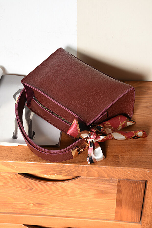 GEANT DE MÂNĂ ȘI DE UMĂR STYLISH TREND CU EȘARFĂ - 6