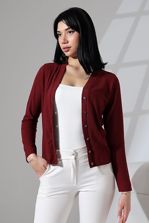 Korent Women's Soft Textured Slim Fit Basic Buttoned Square Jacquard Short Cardigan - Burgundy