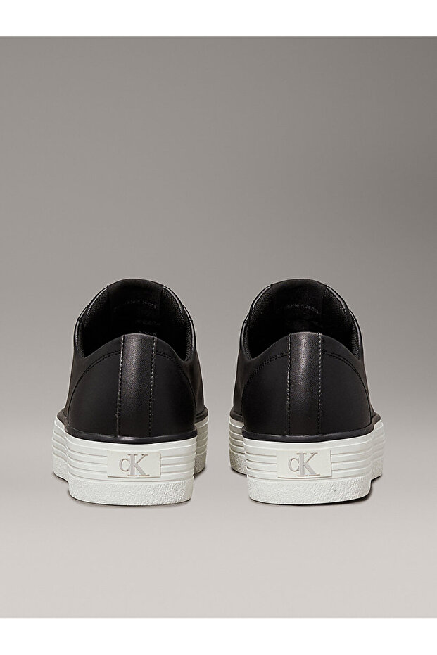 Bold Flatform Sneaker - 4