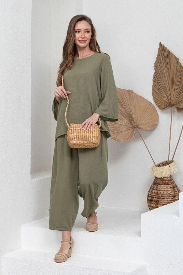 Green Cotton Muslin Long Sleeve Blouse and Loose Trousers Set
