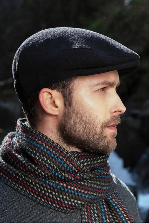 Italian Molded Men's Wool London Hat with Elastic Back Black