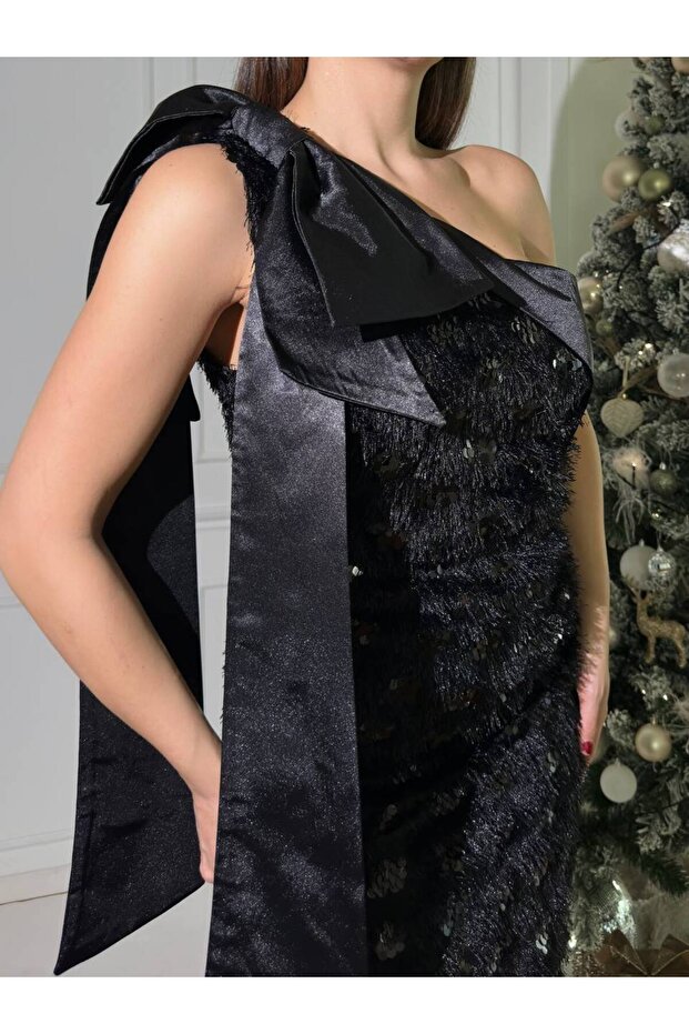 Kadın Siyah  Pul Payet Kumaş  Fiyonk Detaylı Astarlı   Elbise - 4