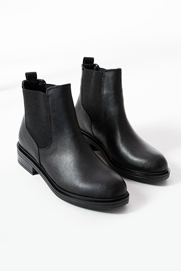 Kadın Siyah Lastikli Bot - 8