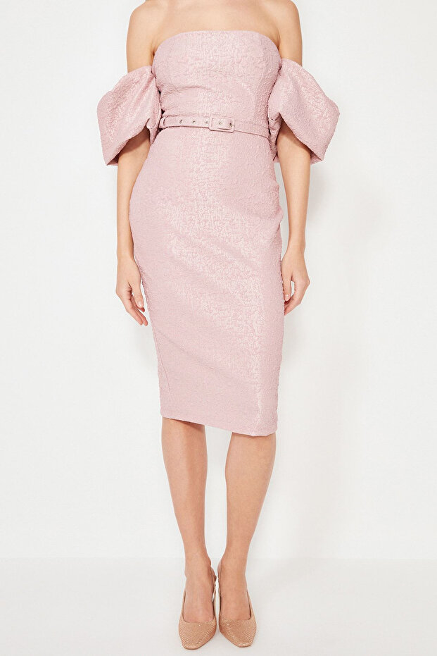 Różowa suknia wieczorowa z podszewką w paski i wzorem TPRSS19FZ0335 - 4