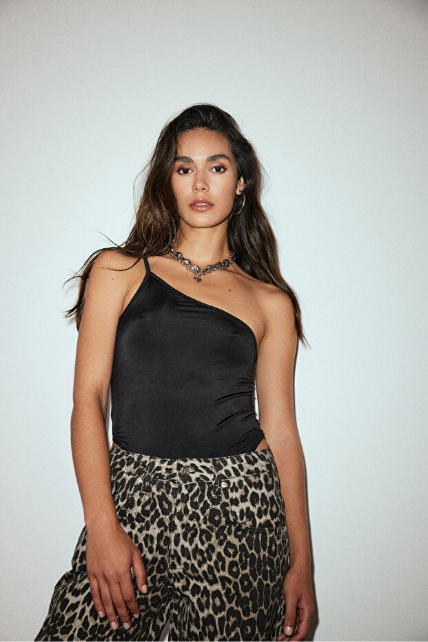 Thin Straps One Shoulder Body Suit - 1