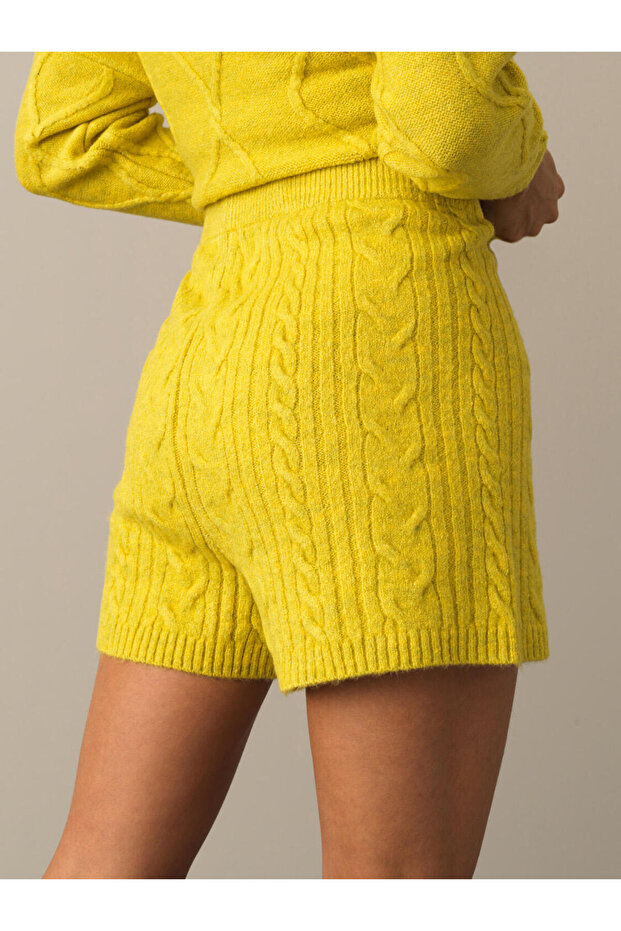 Kadın Sarı Yumuşak Dokulu Regular Fit Triko Şort - 3