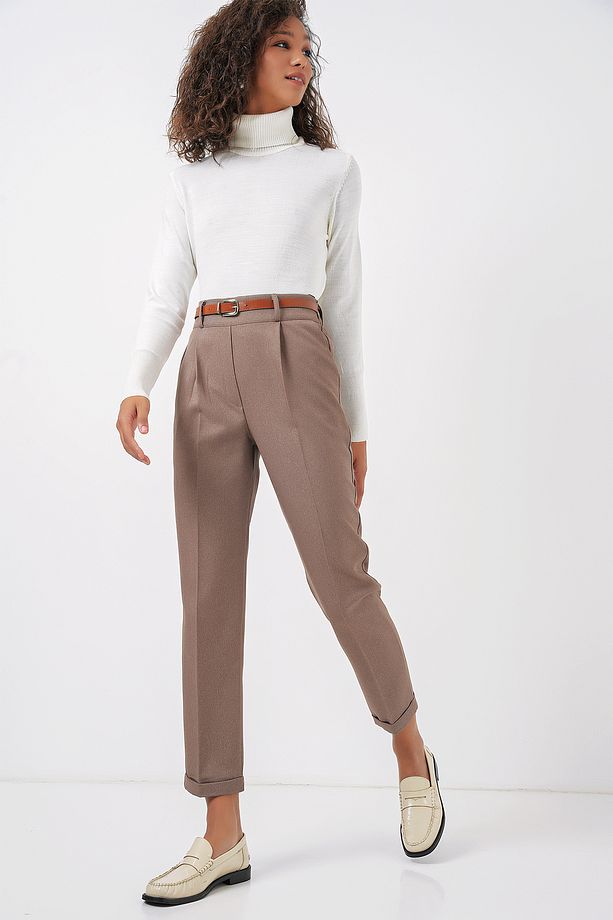 6686 Kadın Pileli Kemerli Kumaş Pantolon - Camel - 1