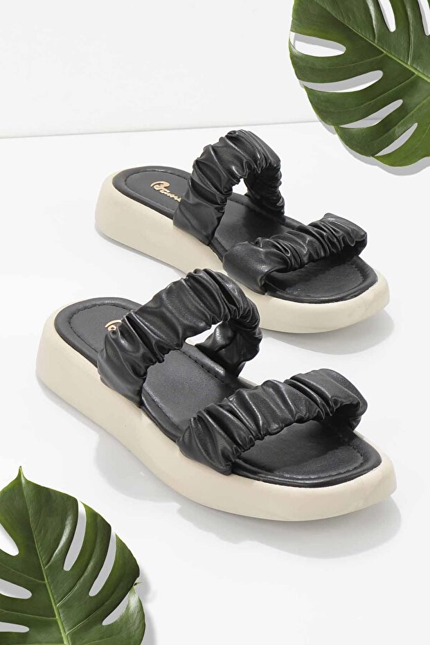 Women's Black Slippers K04891003909