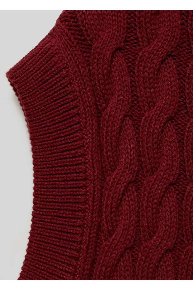 Gestrickte gemusterte Strickweste - 3