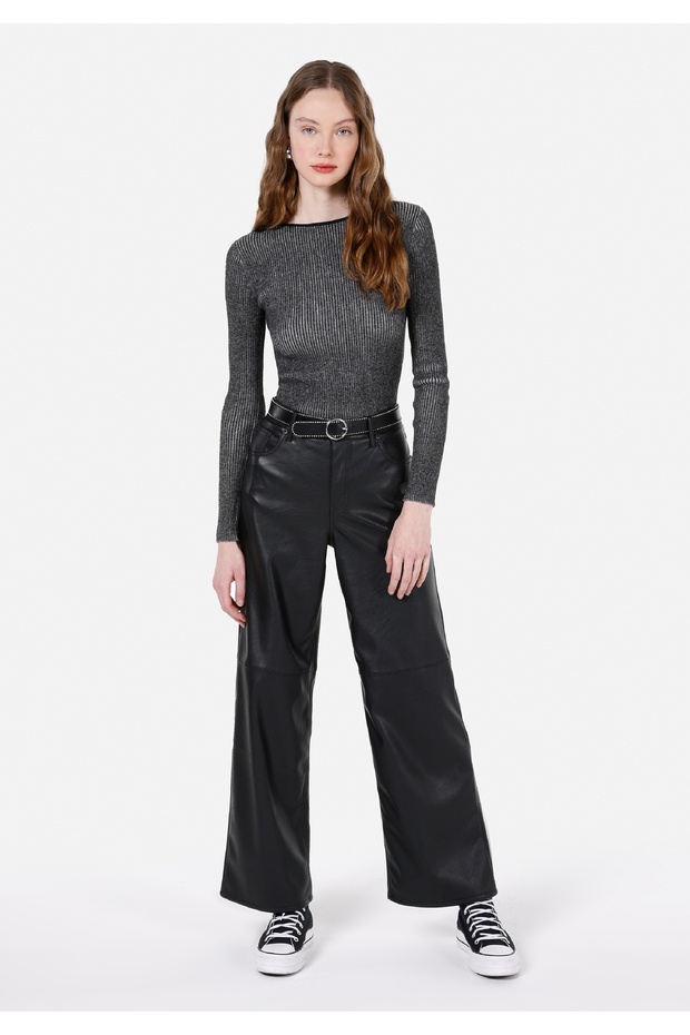 Siyah Kadın Kazak - 3